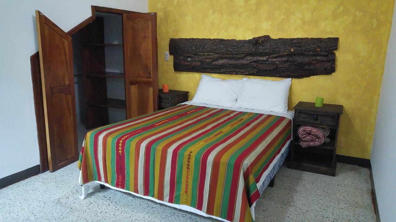 Ixkanul Antigua Hotel Chambre photo